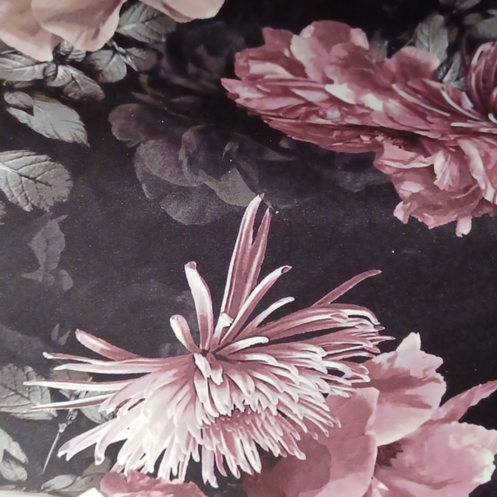 Le Chateau Floral Satin & Crinoline Circle Skirt- Sz. 10 - Picture 5 of 11